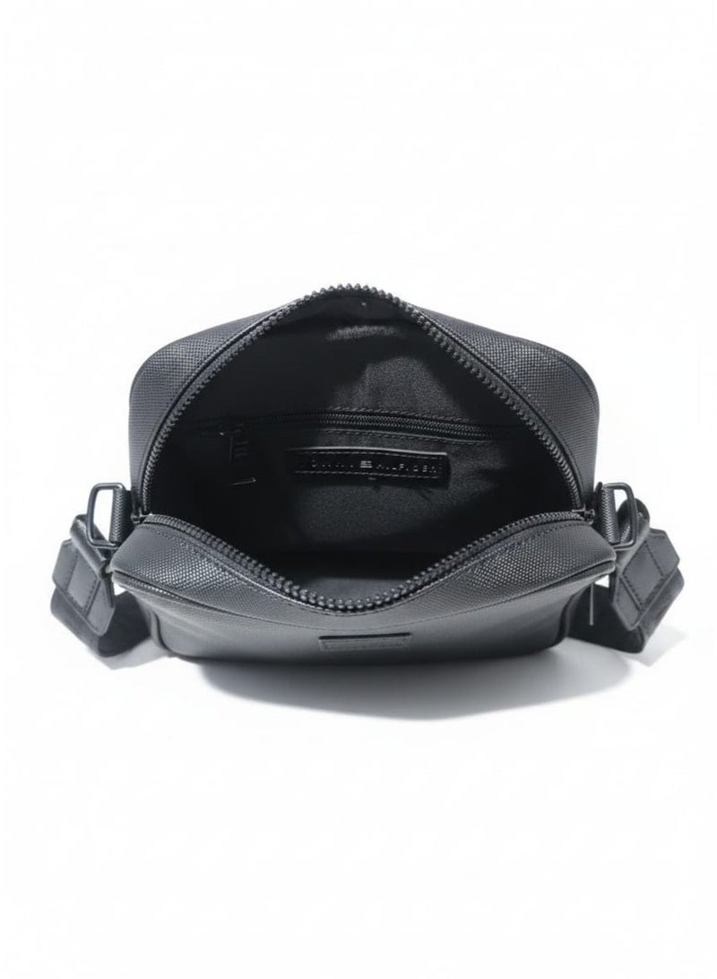 Tommy Hilfiger Denim Tommy Hilfiger Men’s Monogram Embossed Reporter Bag – Black - Image 4